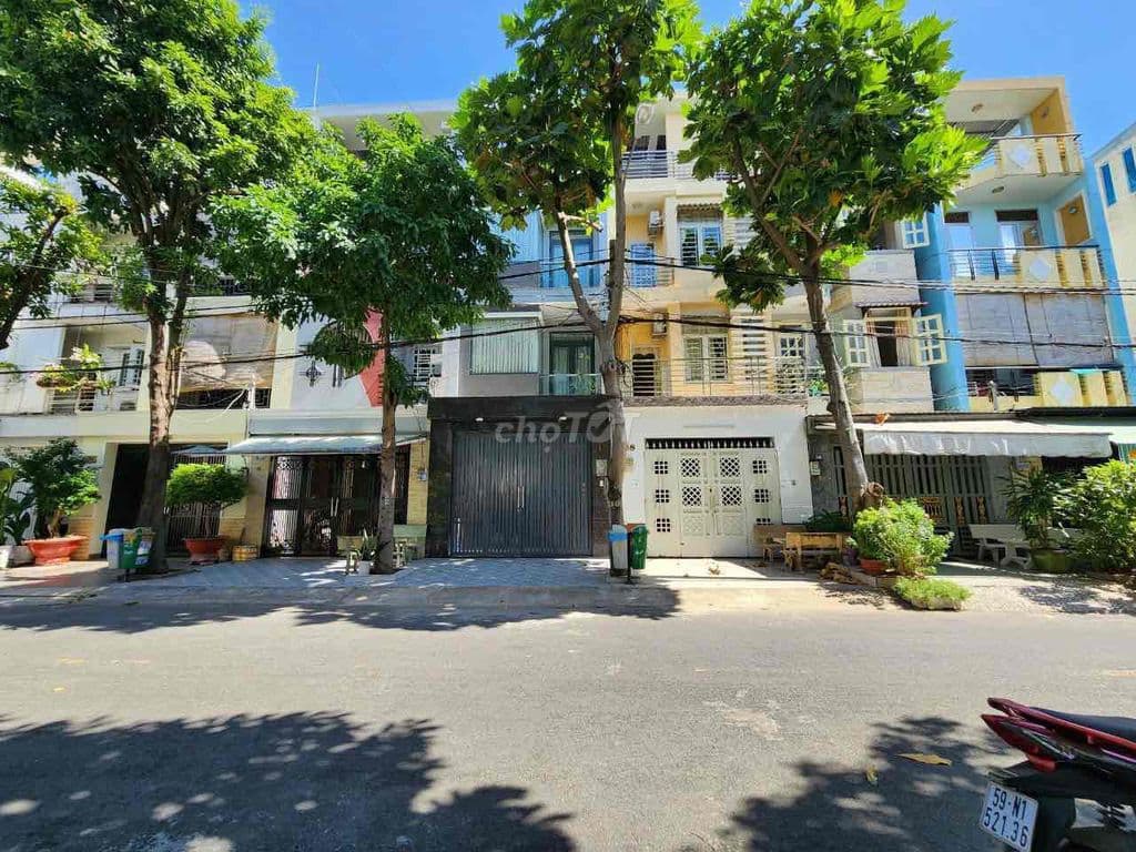 BÁN NHÀ ĐƯỜNG SỐ 28 KHU AO SEN 4.5m x20m