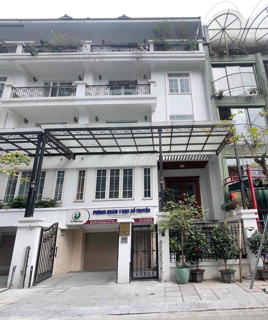 Chính Chủ Bán Biệt Thự Sân Vườn Khu Nguyễn Tuân