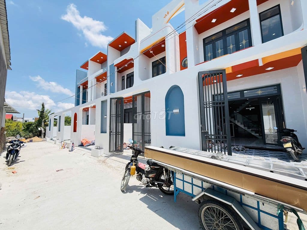 900TR NHẬN NHÀ SỔ RIÊNG GẦN QL. 50 NGÃ 3 TÂN KIM HƯNG LONG BÌNH CHÁNH - Ảnh 2