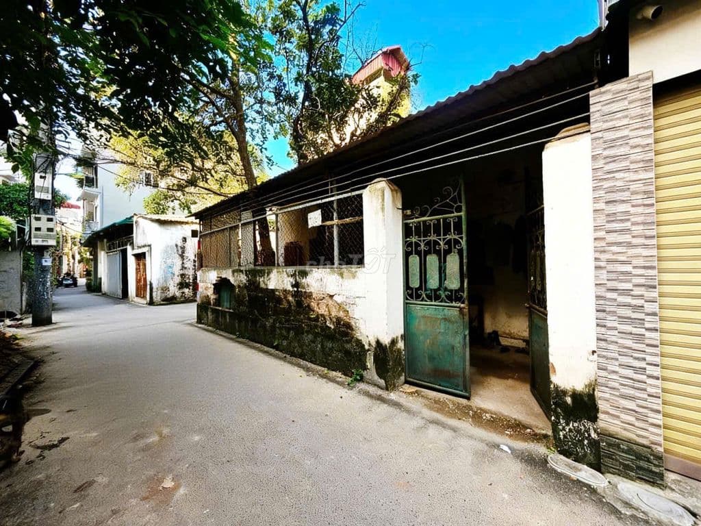 Chủ cần bán gấp khu đất Ngọc Thụy Long Biên Hà Nội