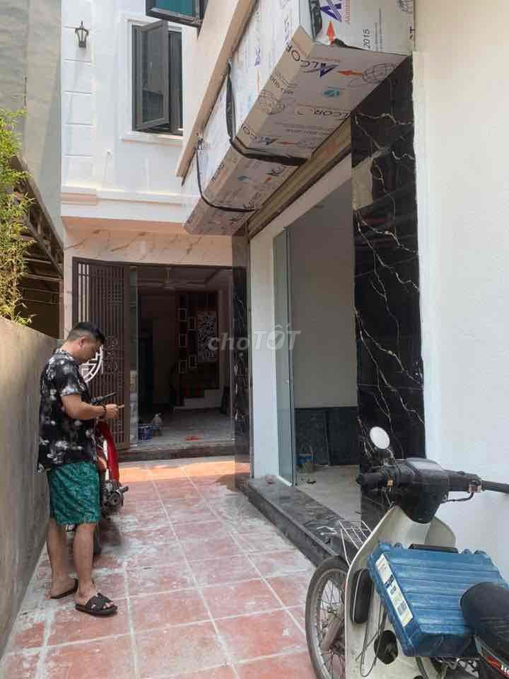 Nhà đẹp ở luôn, 5 tầng, 3 ngủ, ngõ bagac, 28m thoáng sáng giá chưa đến - Ảnh 2