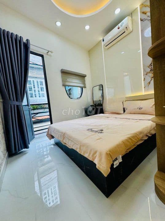 Nhà mới CMT8, Quận 3, gần CV Lê Thị Riêng, 3 tầng, full nội thất - Ảnh 2