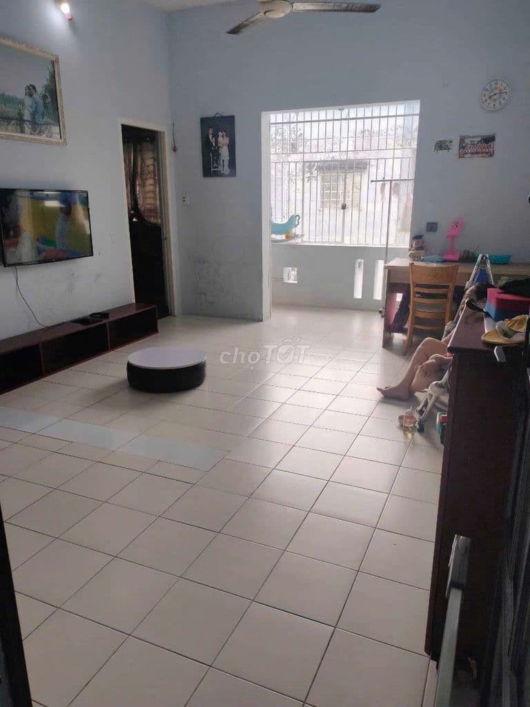 Cần bán gấp Cc phú Lợi 76m 2 phòng ngủ giá 1.98 tỷ