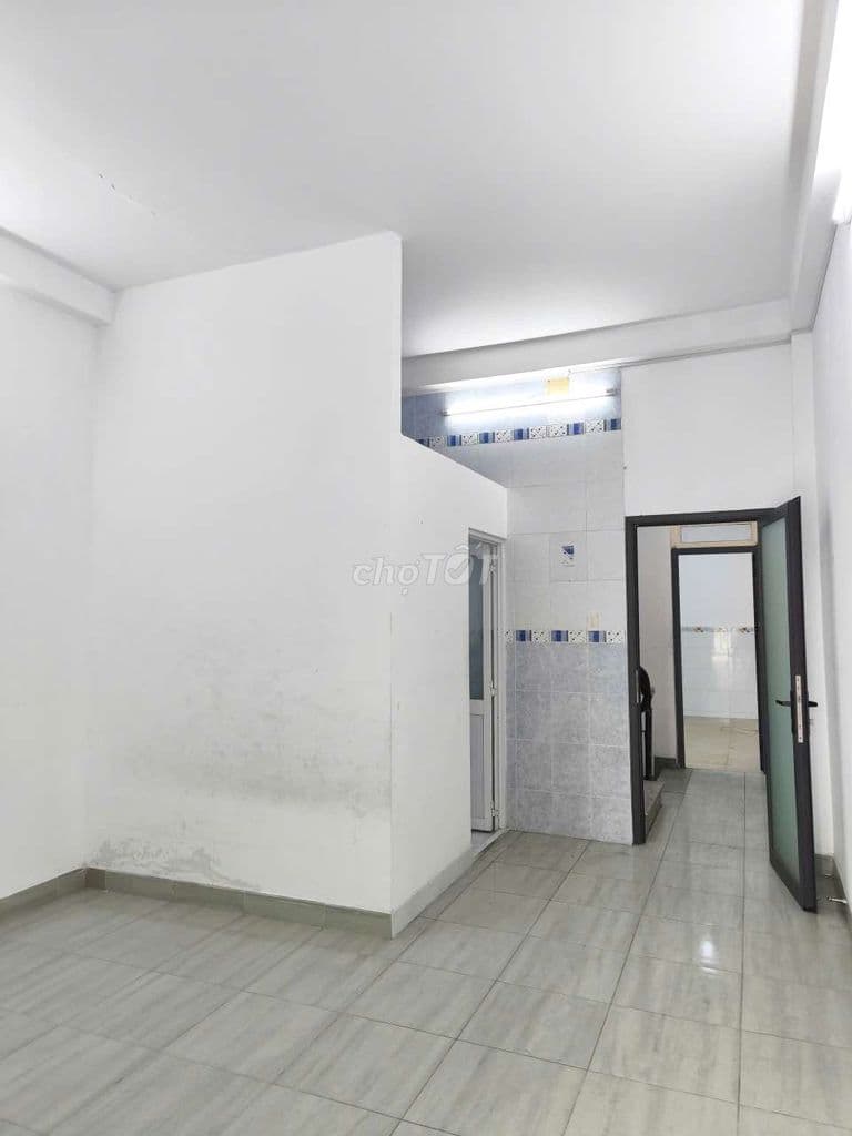 Mặt tiền đường 33 KDC Bình Phú ( 351/27 An Dương Vương) - Ảnh 2