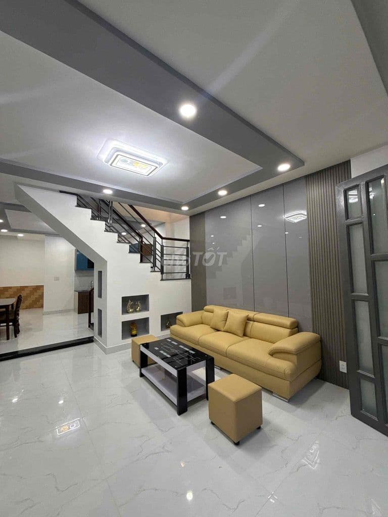 NHÀ APĐ – CÁCH QL1A CHỈ 200m – HẺM Ô TÔ TỚI CỬA- GẦN DH NG TẤT THÀNH - Ảnh 3