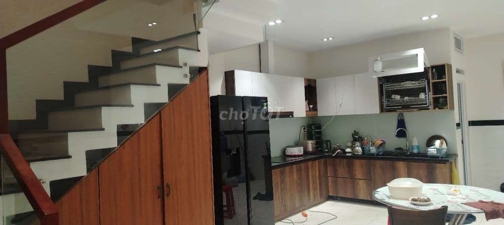 RẤT GẤP NHÀ 3 TẦNG VÕ VĂN VÂN, DT. 70M2 - GIẢM 500TR, GIÁ MỚI 3.9TỶ - Ảnh 3