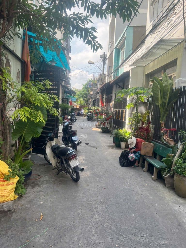 Bán nhà Nguyễn Sỹ Sách, chỉ 5,4 tỉ, hẻm 5m - Ảnh 2
