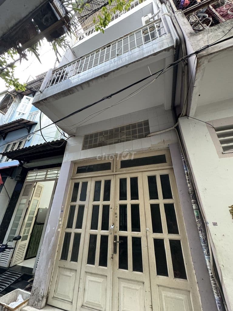 NHÀ XINH HẺM THOÁNG SÁNG 4 TẦNG LÝ THƯỜNG KIỆT GIÁP Q10 Q11