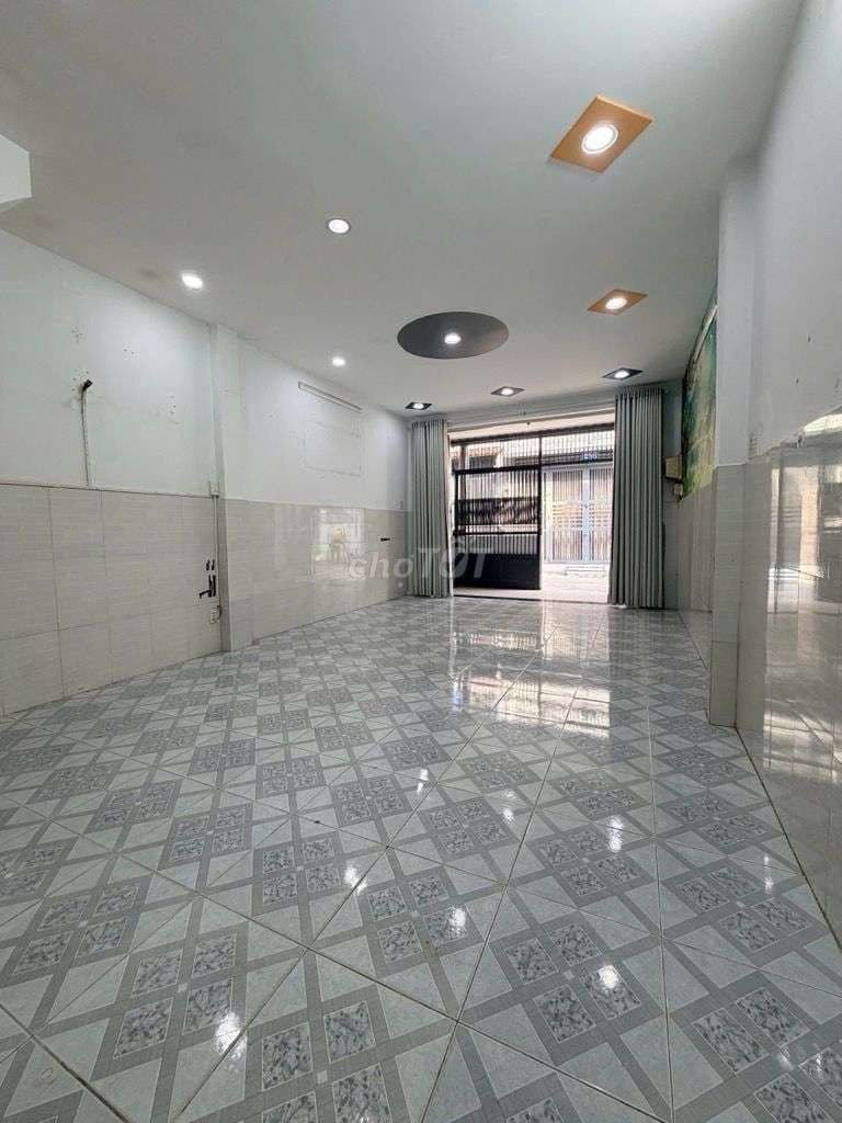 Bán nhà Khu Lê Văn Quới gần 4 Xã 2 tầng 48m2 hẽm ô tô chỉ 4 tỷ 5