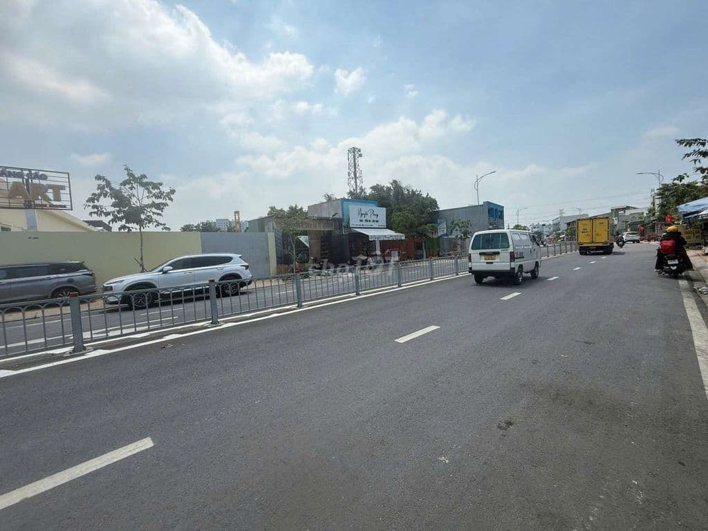 Bán đất mặt tiền KD Rạch Bà Tiếng sát siêu thị Aeon Bình Tân