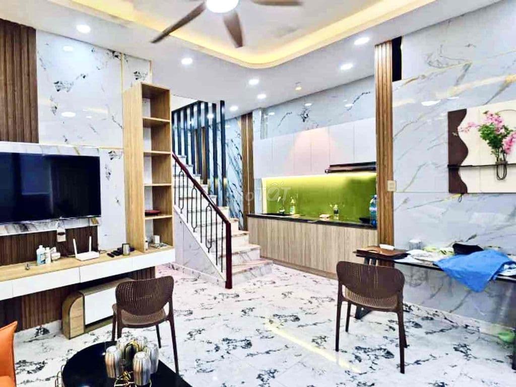 Nhà 2 tầng Âu Cơ Tân Bình giá 4 tỷ - Ảnh 2