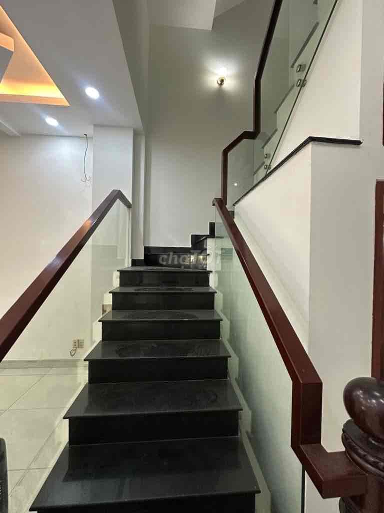 MT ĐƯỜNG NHỰA 8m LÊ VĂN QUỚI 4x16m 4 TẦNG CHỈ 6 TỶ - Ảnh 2