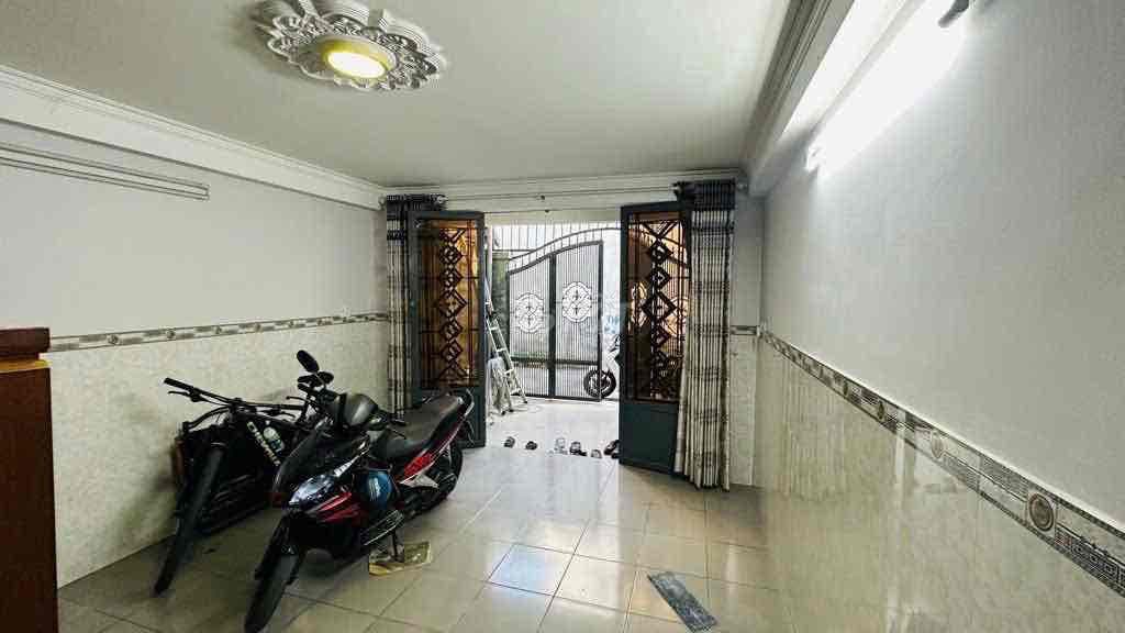 63M - 5tỷ3 - 2 Tầng - Nguyễn Văn Qúa- ĐHT ,Gần cầu Tham Lương Q12 -