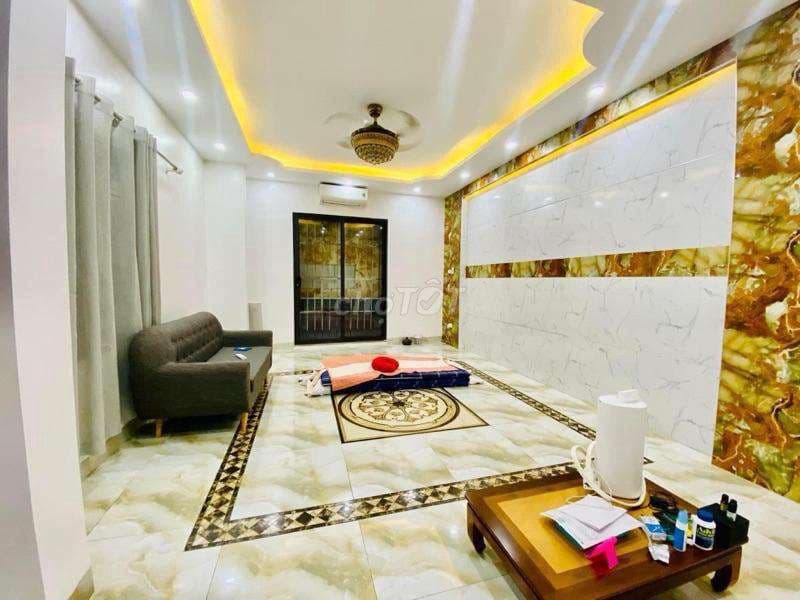NHÀ MỚI HỘ KHẨU CẦU GIẤY - Ô TÔ ĐỖ CỔNG - MỚI ĐẸP Ở LUÔN - FULL ĐỒ - Ảnh 2