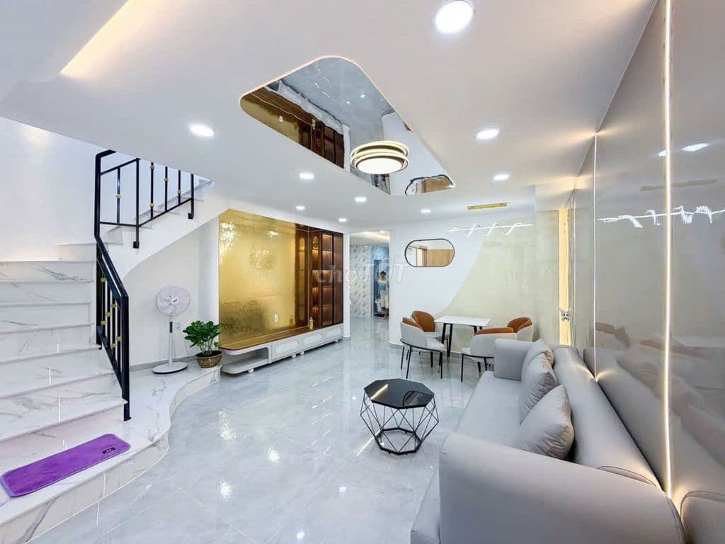 Bán nhà mới trệt lầu ngay cầu Văn Thánh