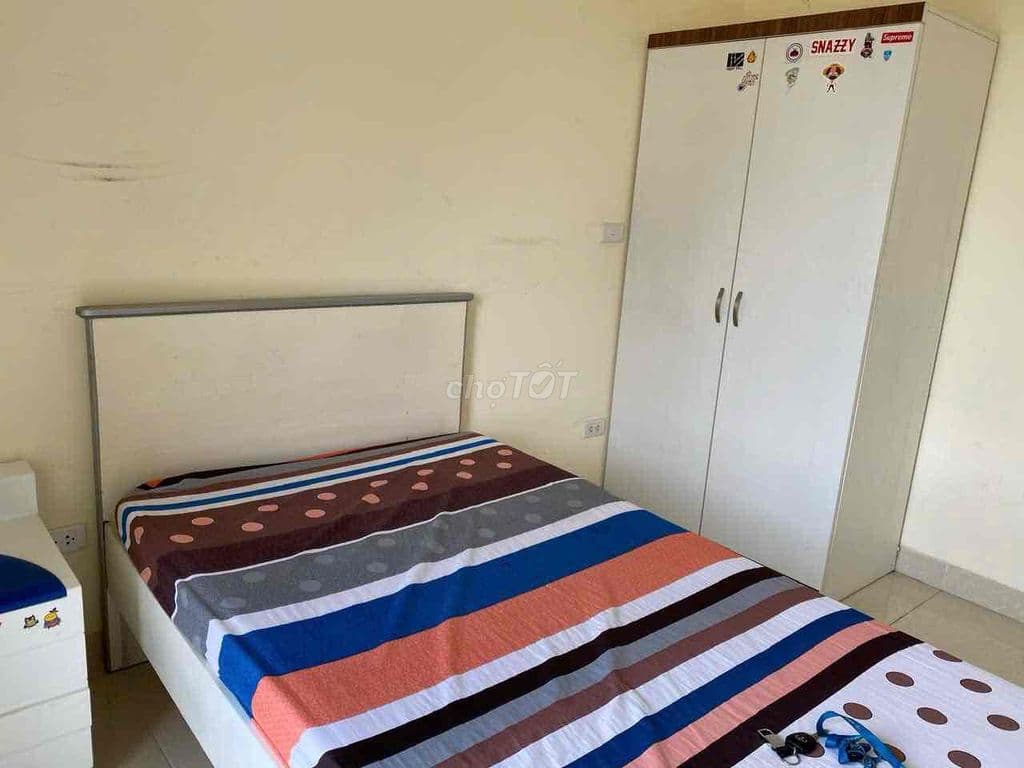 cần bán gấp hạ giá - em trai cần bán căn hộ chung cư Gia Thuỵ 83m2 - Ảnh 3