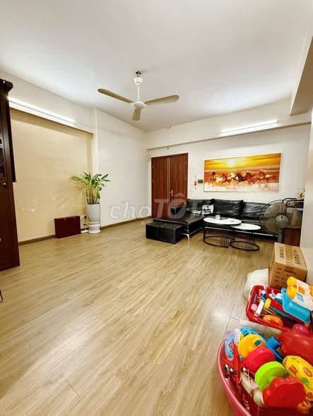 Căn hộ chung cư Linh Đàm 70m2 giá hơn 5 Tỷ - Ảnh 3