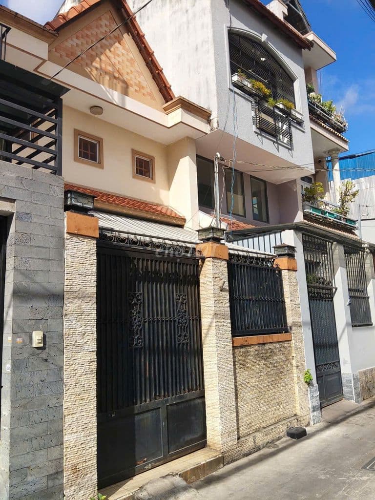 MÌNH BÁN NHÀ GIÁ RẺ, SÁT ĐƯỜNG TÂN KỲ TÂN QUÝ, Q.TÂN PHÚ, CHỈ 6.9 TỶ