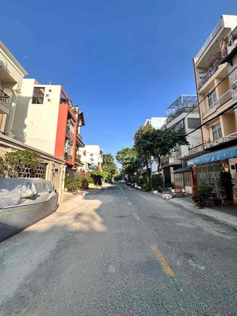 bán nhà cấp 4 dt 203m2