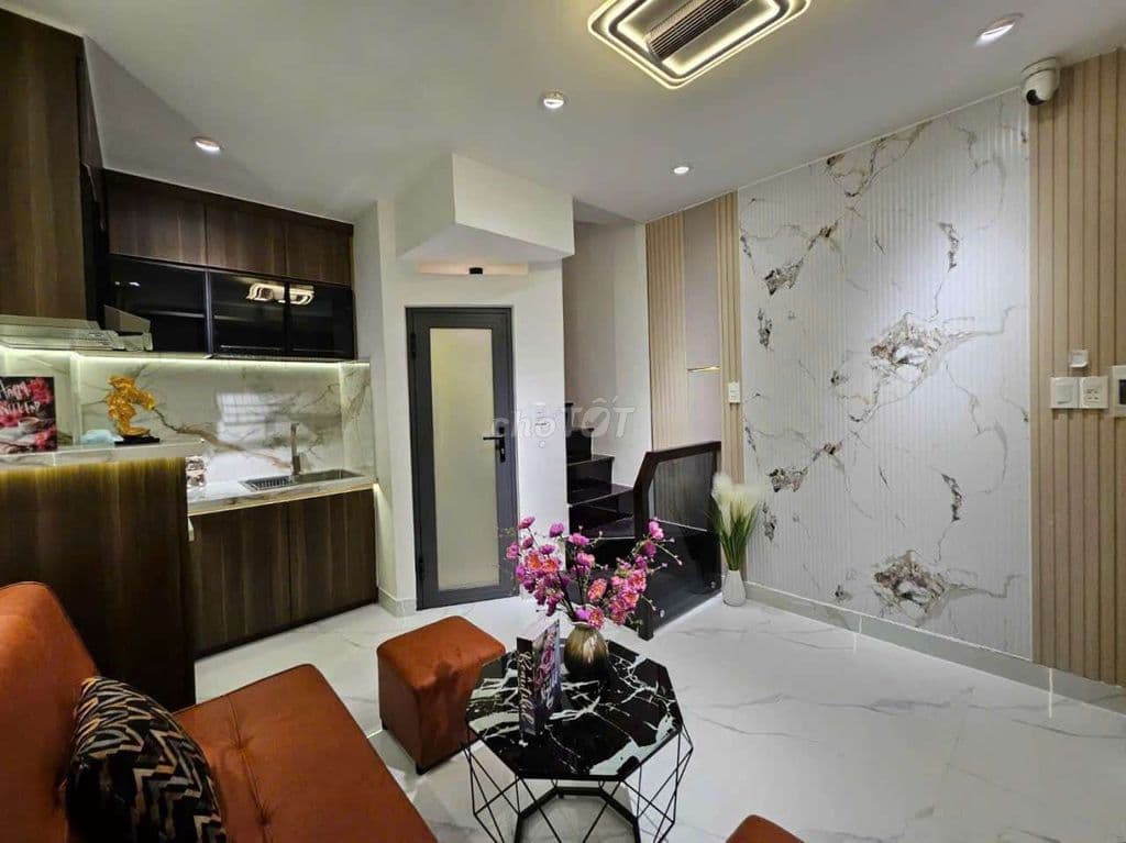 Nhà 2 Lầu hơn 2T Quang Trung , phường 10, Gò Vấp - Ảnh 2