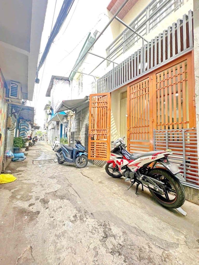 Quận 7 - gần Cư Xá Ngân Hàng - sát trường điểm cấp 2 Nguyễn Hữu Thọ - - Ảnh 2
