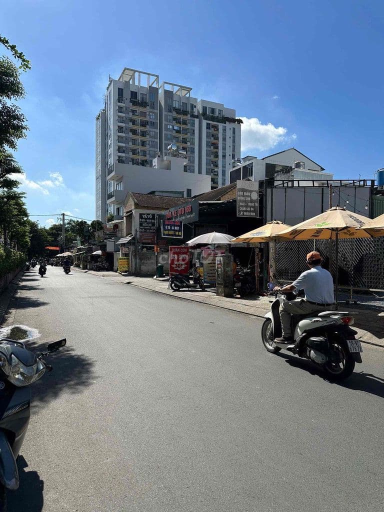1 LÔ *** MẶT TIỀN TRUNG TÂM THƯƠNG MẠI GIGA MALL (13,5x18) 245M2 - Ảnh 3
