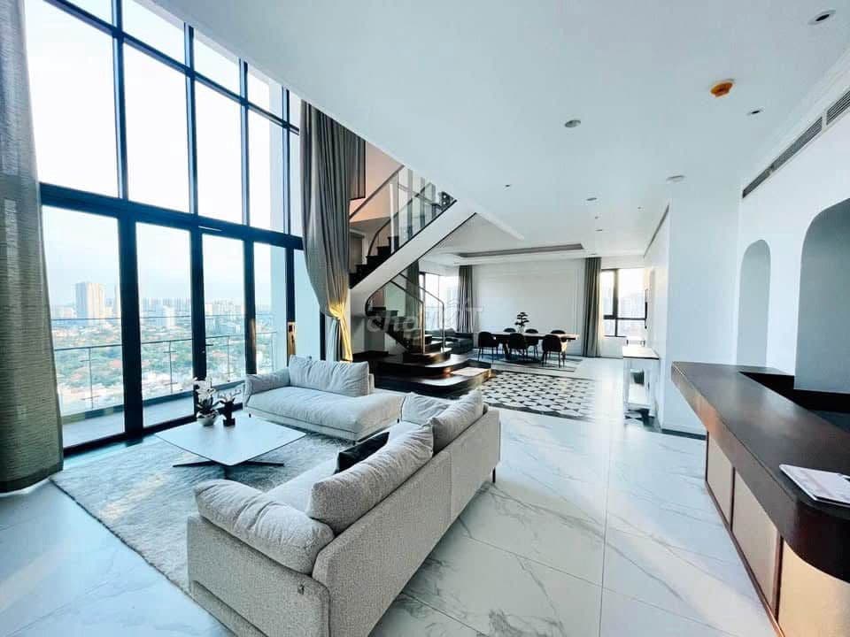 cho thuê Penthouse Duplex 300m2 Eco Green Q7 – 3PN – 65tr/tháng
