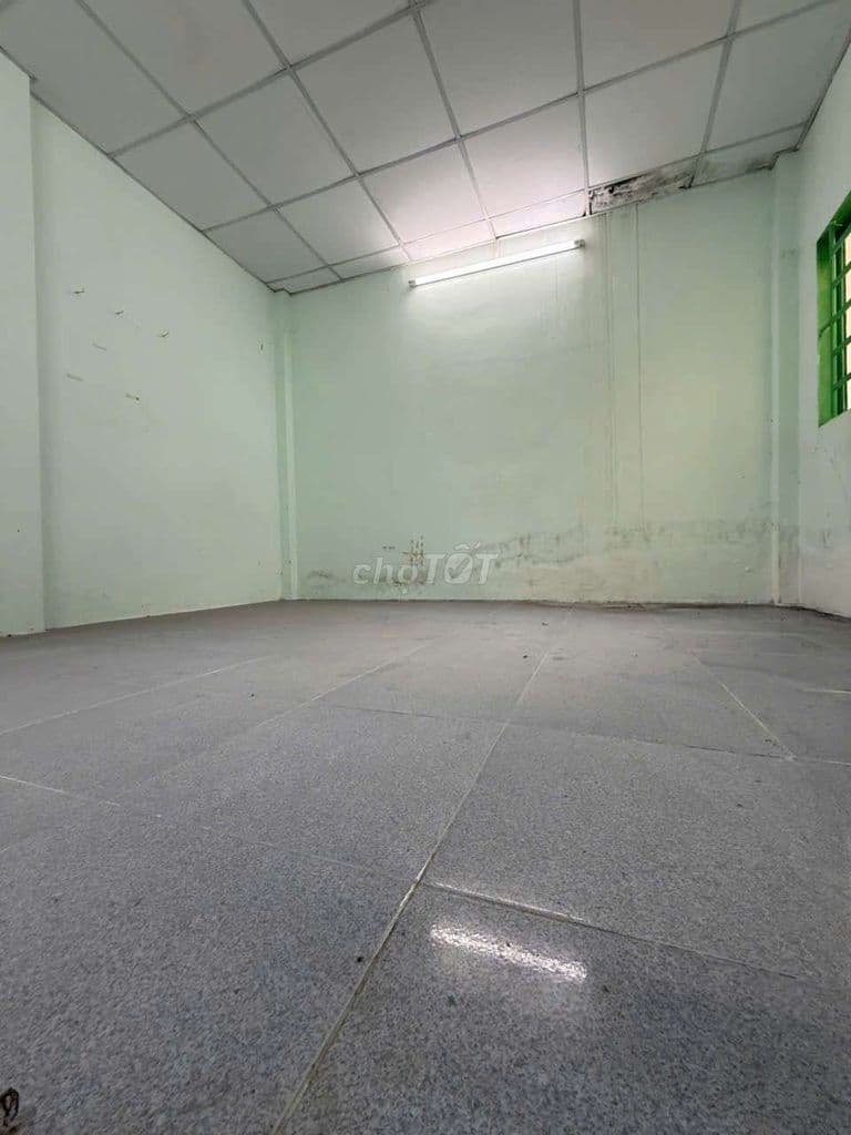 Bán nhà đường Quốc Lộ 50 DT.4m5×4m5 } 1 Lầu 1 Phòng 1 toilet Hẽm 3m - Ảnh 2