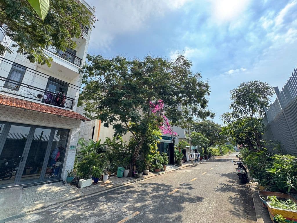 Đất Đường Số 1 Long Trường (KDC Sông Ông Nhiêu) -52m2 - 3.7 Tỷ