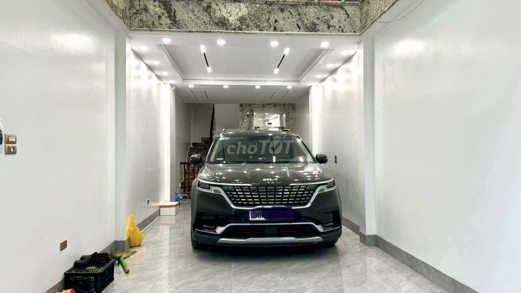 NHÀ ĐẸP NGUYỄN VĂN CỪ - 5 TẦNG DÂN XÂY - Ô TÔ VÀO NHÀ -GIÁ NHỈNH 9 TỶ