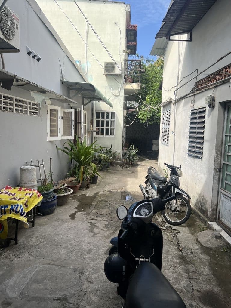 Chính chủ bán nhà có 6 phòng trọ. Dc Lê Đức Thọ P17 GV DT 4 x 20 . - Ảnh 3