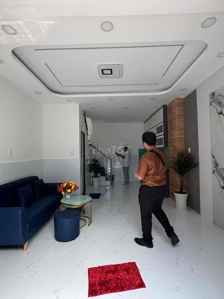 nhỉnh 3 tỷ nhà ngay sát Chợ BÌNH trị đông nhà Mới vào o ngay hem xehơi - Ảnh 2