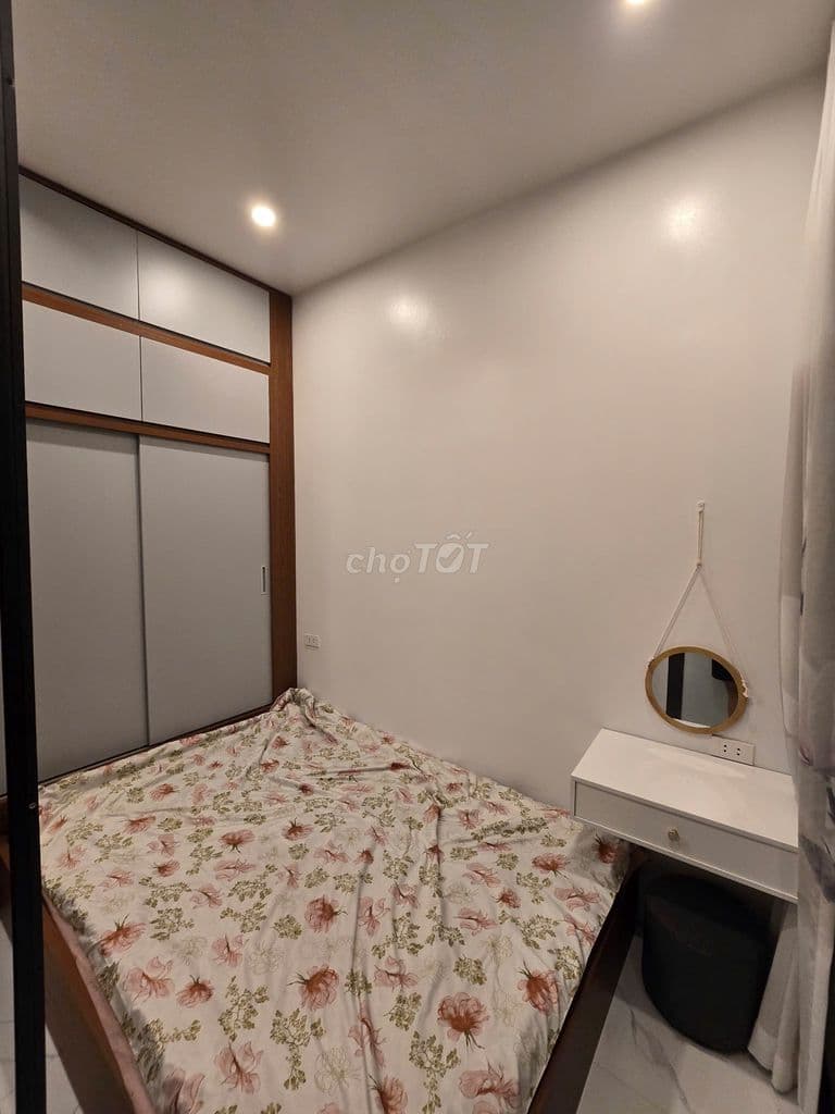 Nhà riêng lô góc, phố Tôn Đức Thắng