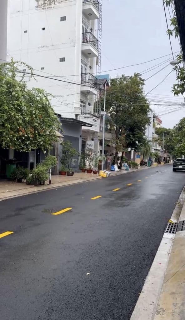 Bán Nhà MT 42 Hồ Đắc Di Ngay BigC Trường Chinh. Dt 5 x 25m SHR