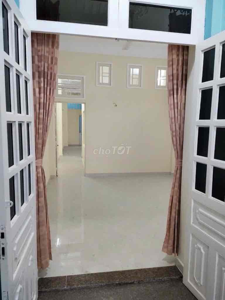 nhà 2 tầng 90m2 chỉ hơn 6 tỉ dòng tiền 10 triệu