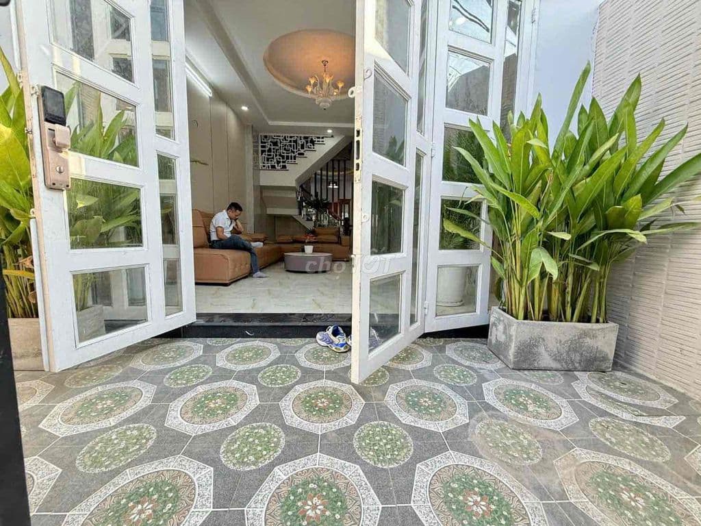 Hạ 700 triệu nhà phố 4.5m x 16m 3 tầng 1/ ngắn đường Lê Thị Riêng - Ảnh 3