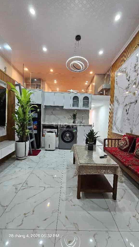 💥 3,7 TỶ – HÀNG BÔNG CỬA NAM – TẦNG 1 – ĐỨNG Ở CỬA NHÌN RA PHỐ – NGÕ 4