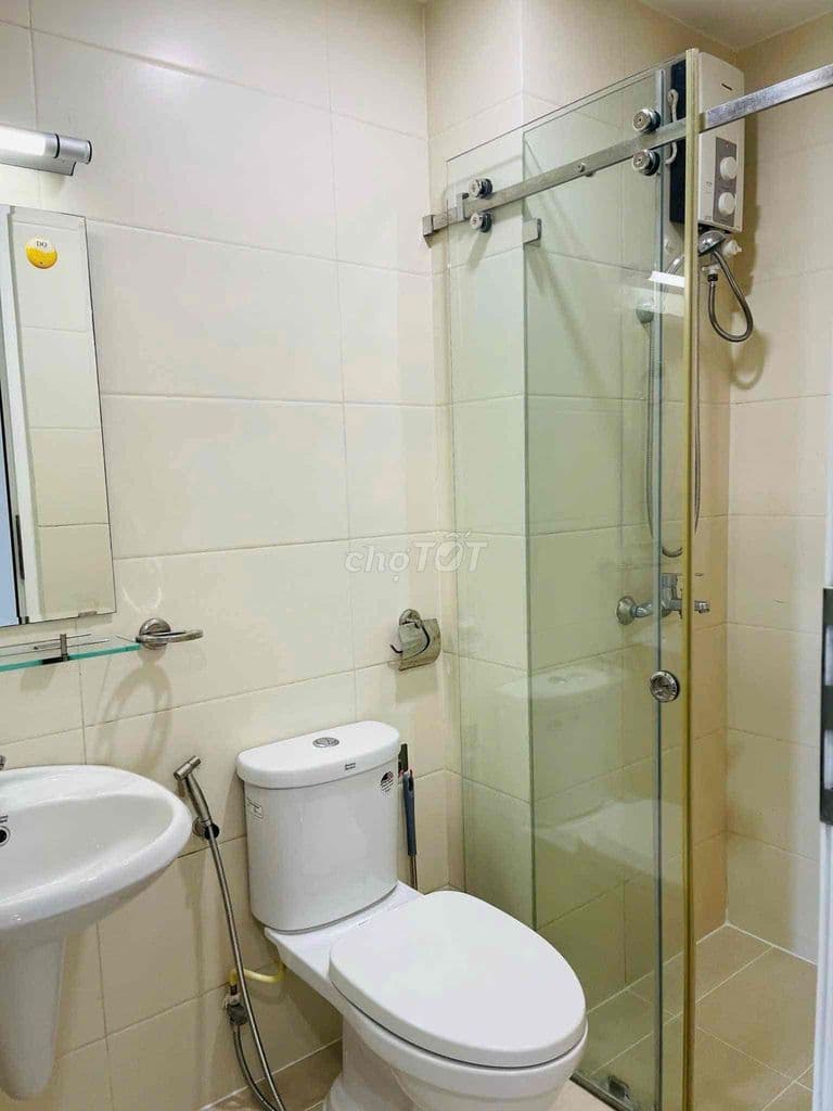 Bán căn hộ 2PN 2WC tầng đẹp tặng hết nội thất giá 3,6 tỷ có hổ trợ vay - Ảnh 2