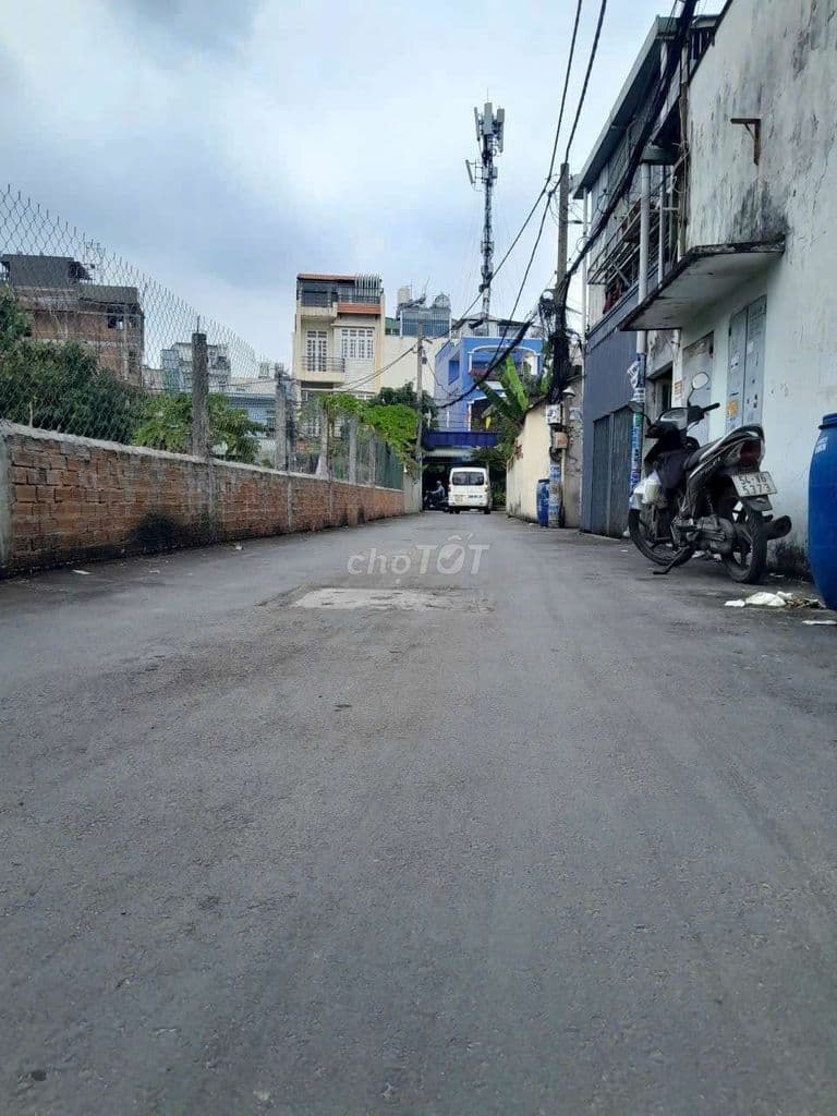 Nhà 2 tầng DT: 5 x 25m hẻm ôtô thông - Gần trường Đại Học GTVT - Ảnh 3