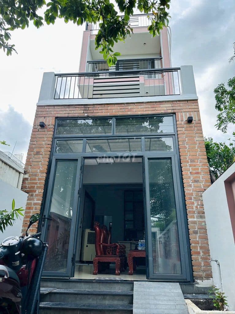 NHÀ MT HIỆP BÌNH CHÁNH –CÁCH GIGAMALL 5 PHÚT ĐI XE