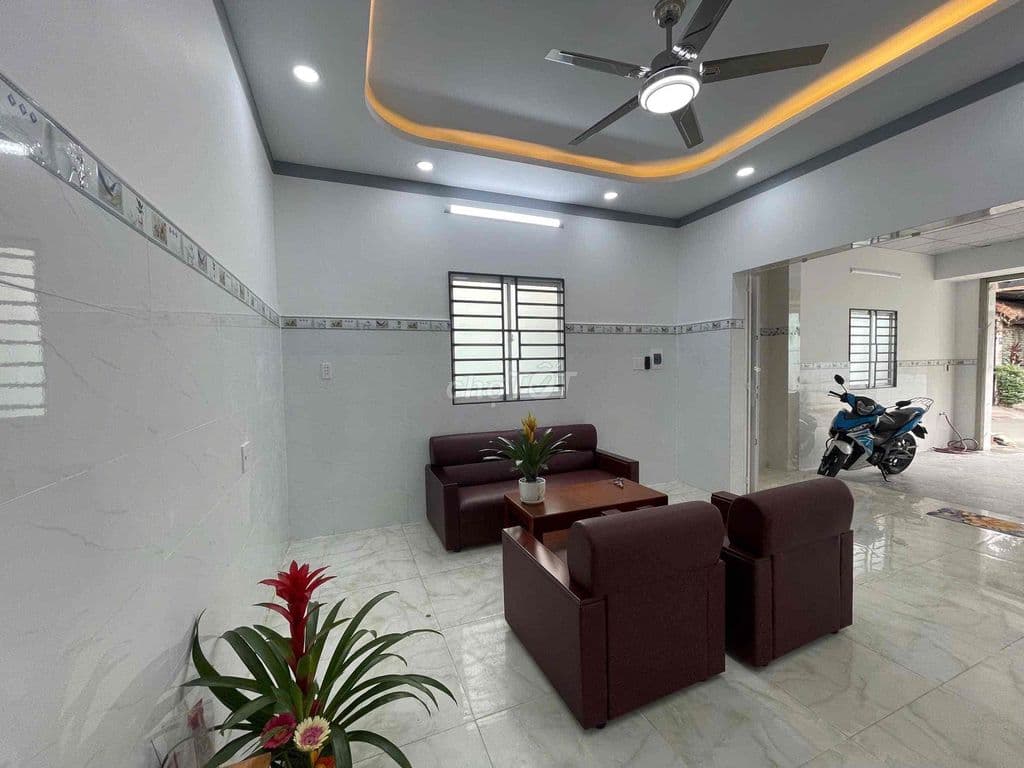 BÁN NHÀ MẶT TIỀN ĐƯỜNG 79 KINH DOANH TỐT - GẦN VÀNH ĐAI 2 .