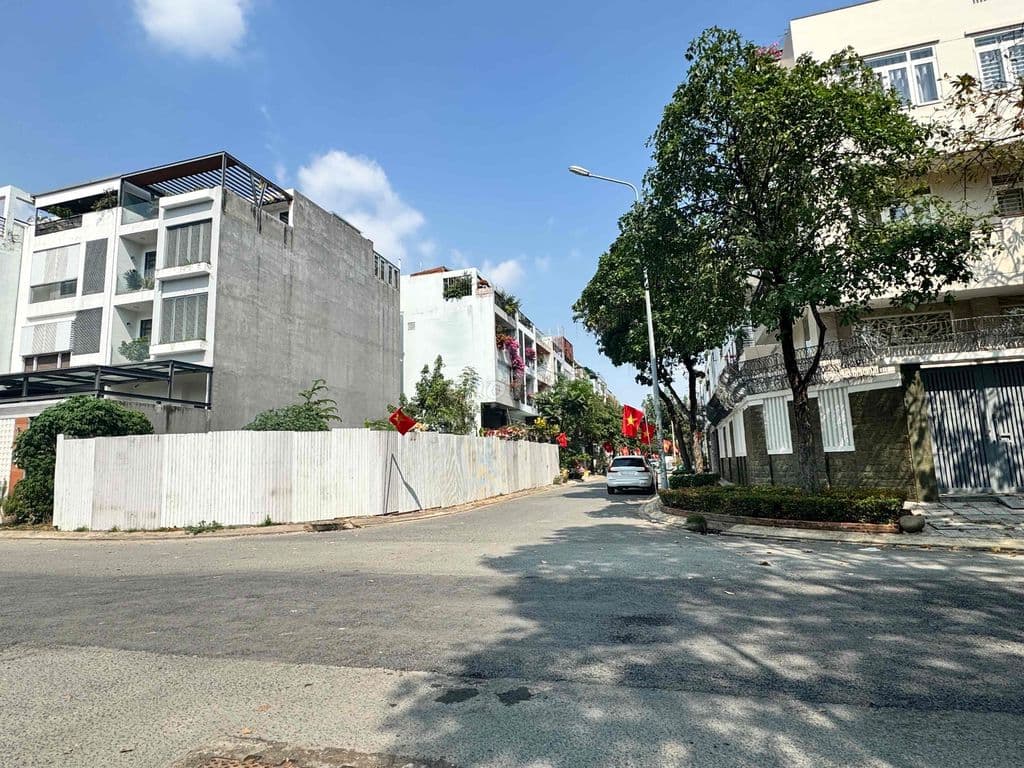 Còn Lô ngang 6x20m hẻm 12m đường Bình Lợi,XD Hầm+3Lầu Giá cứng 11tỷ - Ảnh 2