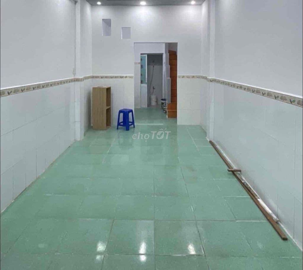 NHÀ HẺM 5M THÔNG-CMT8-32m2-3 TẦNG-4PN-NHỈNH 4 TỶ