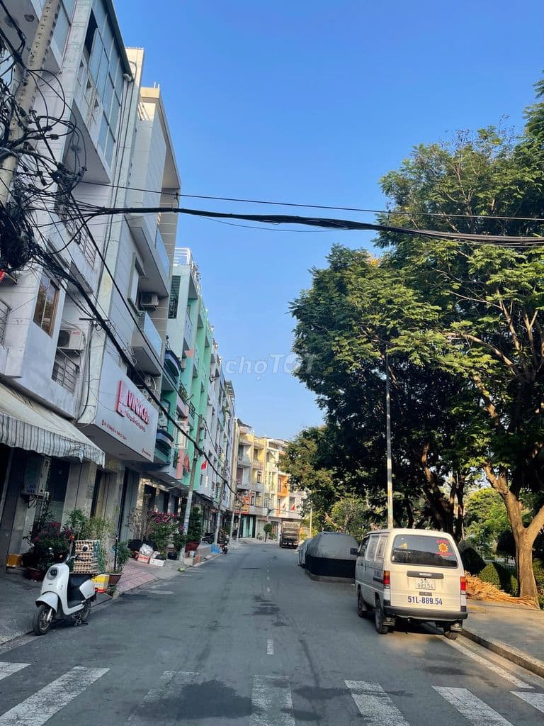 Mặt Tiền khu Bình Phú P10 Q6-Trệt 2 Lầu Thượng Giá 10 tỷ hơn - Ảnh 2