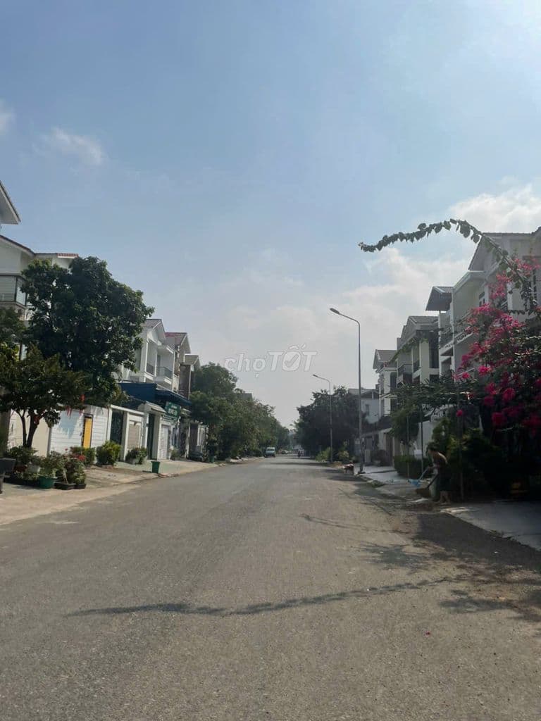 Biệt thự siêu đẹp 281/10/2 Bình Lợi. DT 10X19M. Trệt 2 lầu MCCT - Ảnh 2