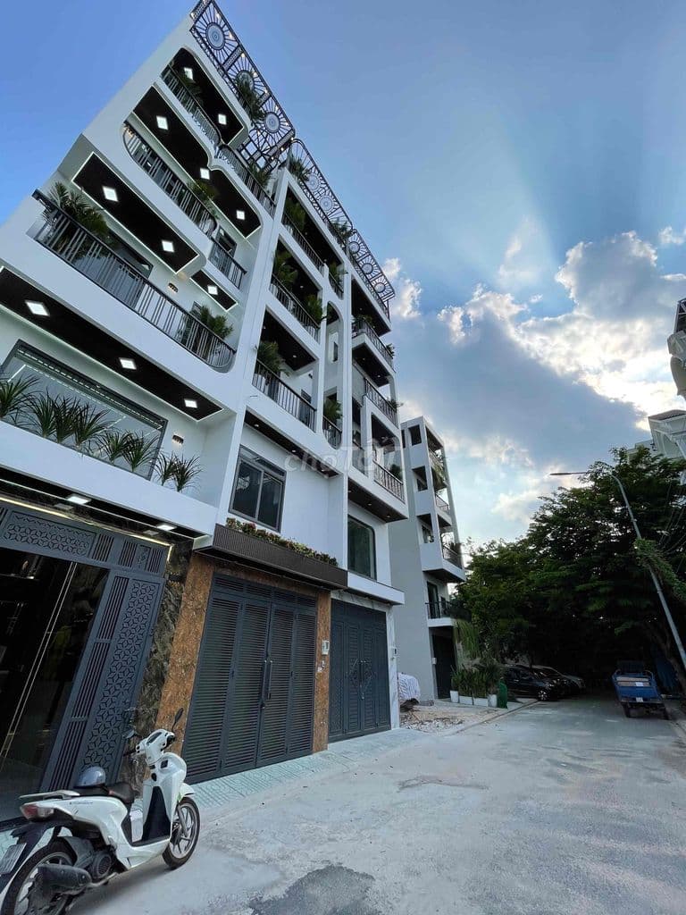 Nhà phố có thang máy và ô chờ thang máy. Hẻm 14m khu vip Thới An 16 - Ảnh 2