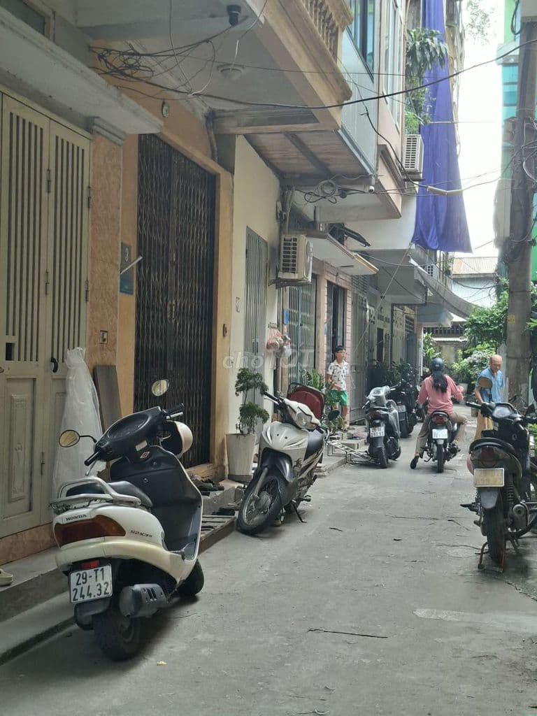 gấp gấp hơn 7 tỷ, bán nhà gần Bưu Điện Hà Đông, ô tô đỗ cửa, 4 p ngủ - Ảnh 3