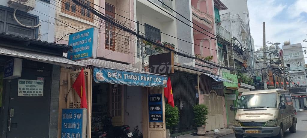 Nhà 4 tầng cạnh mặt tiền Trường Chinh giao Bình Giả.