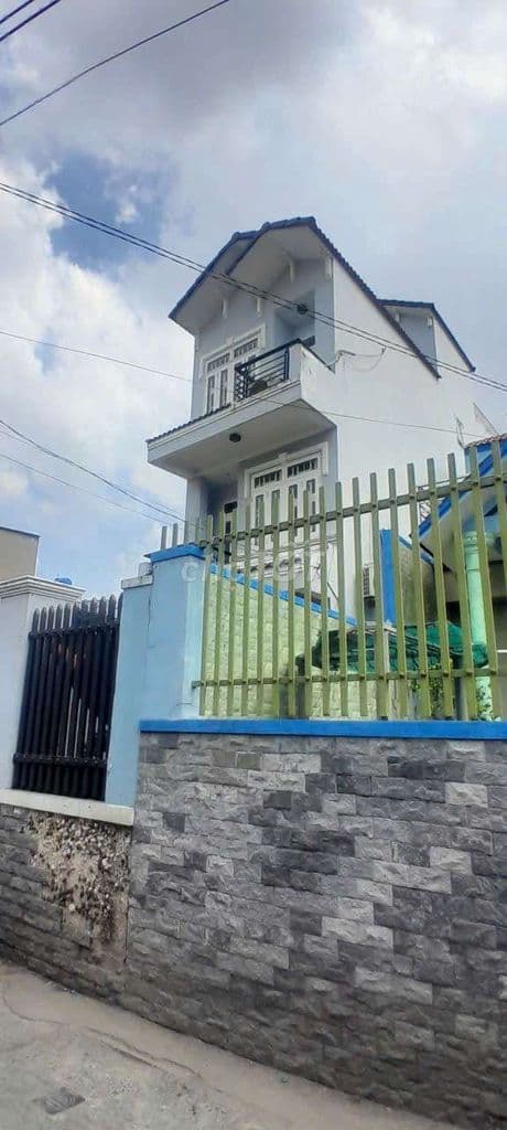 Bán nhà full nội thất, 4PN, khu dân cư yên tĩnh