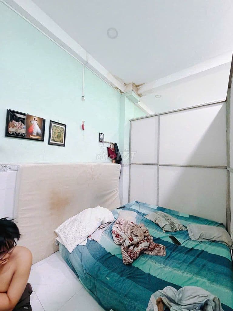 SIÊU PHẨM XÓM CHIẾU, P.13, QUẬN 4, HỒ CHÍ MINH - NHÀ NỞ HẬU TÀI LỘC. - Ảnh 3